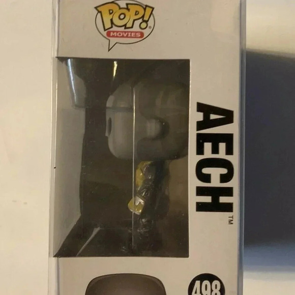 NEW Funko Pop! Movies Ready Player One Aech + Protector Box 498 - Picture 2 of 5